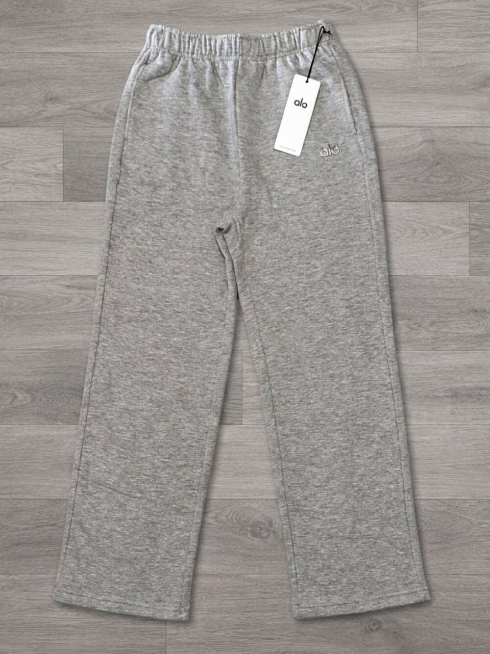 Alo Accolade Straight Leg Sweatpants (Grey)